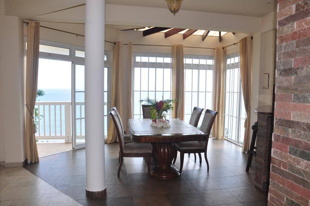 Bord Mer House Glacis  Buitenkant foto